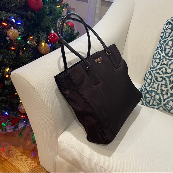 Prada Handbags - Prada bag 💯% authentic!!